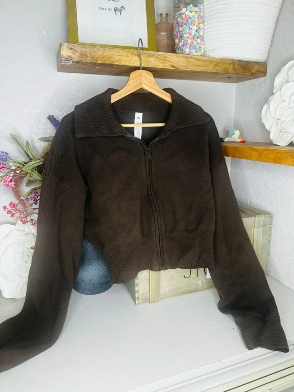 🆕 ALO Yoga Scholar Knit Cropped Full Zip Jacket • Espresso / Brown • Sz M - Picture 3 of 6